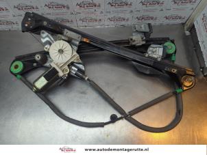 O182763 Gebruikte ruitmechaniek 2deurs rechts-voor Ford Focus