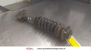 O182816 Gebruikte voorpoot links Opel Agila