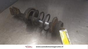 O182822 Gebruikte voorpoot links Renault Clio
