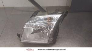 O182828 Gebruikte linker koplamp Ford Fusion