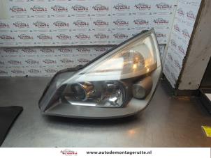 O182876 Gebruikte koplamp links Renault Espace