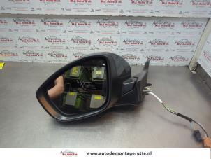 O182880 Gebruikte buitenspiegel links Peugeot 208
