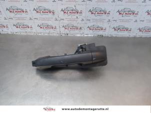 O182915 Gebruikte portiergreep 4deurs rechts-achter Kia Cee'D