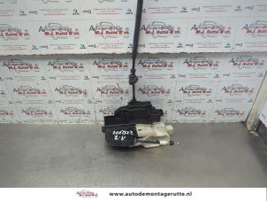 O182918 Gebruikte slotmechaniek portier 4deurs links-voor Kia Cee'D