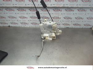O182949 Gebruikte portierslot mechaniek 4deurs rechts-voor Honda Insight