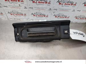 O182965 Gebruikte schakelaar achterklep Peugeot 206 PLUS