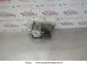 O182980 Gebruikte slotmechaniek portier 4deurs rechts-achter Renault Clio