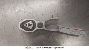 O182989 Gebruikte versnellingsbak steun Fiat Punto Grande