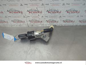 O183019 Gebruikte kontaktslot+sleutel Toyota Aygo