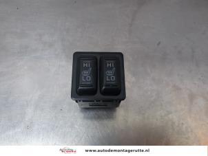 O183119 Gebruikte stoelverwarmings schakelaar Mitsubishi Outlander