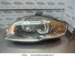 O183205 Gebruikte linker koplamp Audi A4
