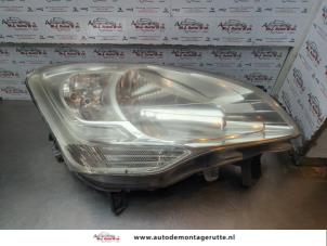 O183271 Gebruikte rechter koplamp Citroen Berlingo