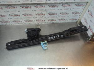 O183301 Gebruikte raammechaniek 2deurs rechts-voor Opel Combo
