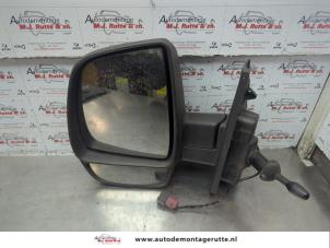 O183302 Gebruikte spiegel buiten links Opel Combo