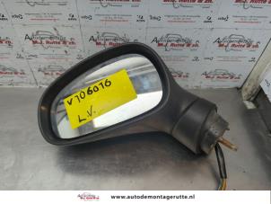 O183332 Gebruikte spiegel buiten links Seat Leon