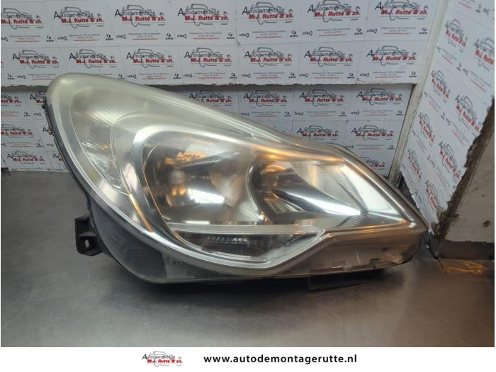 Gebruikte Rechter Koplamp Opel Corsa O183358