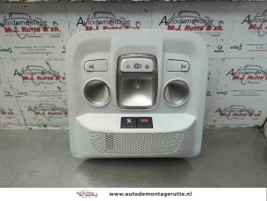 O183364 Gebruikte binnenverlichting voor Peugeot 208