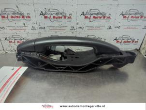 O183369 Gebruikte portiergreep 4deurs rechts-achter Peugeot 208