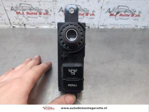 O183372 Gebruikte bediening boordcomputer Peugeot 208