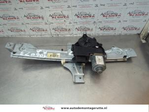 O183380 Gebruikte ruitmechaniek 4deurs rechts-achter Peugeot 208