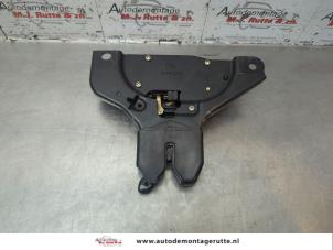 O183413 Gebruikte achterklep slotmechaniek Cadillac CTS