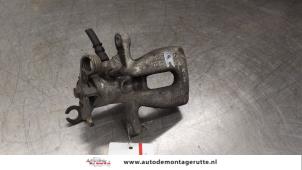 O183470 Gebruikte remklauw (tang) rechts-achter Mitsubishi Colt