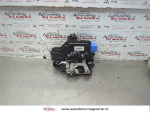 O183495 Gebruikte deurslot mechaniek 4deurs rechts-voor Skoda Octavia
