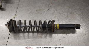 O183499 Gebruikte veerpoot links-achter Toyota Starlet
