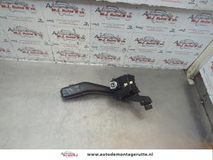 O183515 Gebruikte knipperlicht schakelaar Skoda Octavia
