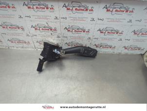 O183516 Gebruikte ruitenwis schakelaar Skoda Octavia