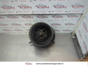 O183520 Gebruikte kachel ventilatiemotor Skoda Octavia