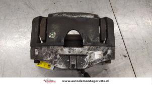 O183568 Gebruikte remklauw (tang) rechts-voor Volvo XC90