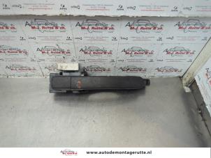 O183608 Gebruikte deurgreep 4deurs rechts-voor Nissan Qashqai