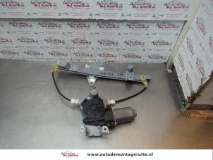 O183628 Gebruikte raammechaniek 4deurs links-achter Nissan Qashqai