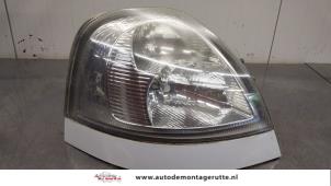 O183662 Gebruikte rechter koplamp Opel Movano