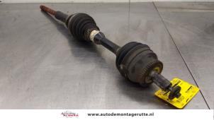 O183675 Gebruikte steekas rechts-voor Volvo XC90