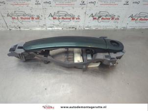 O183696 Gebruikte deurgreep 4deurs links-voor Skoda Roomster