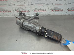 O183697 Gebruikte kontaktslot+sleutel Skoda Fabia