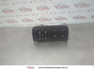 O183735 Gebruikte schakelaar koplamp ihv Renault Megane