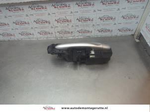 O183738 Gebruikte deurgreep 4deurs links-achter Renault Megane