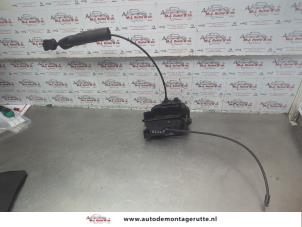 O183739 Gebruikte deurslot mechaniek 4deurs links-achter Renault Megane