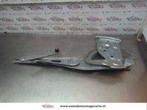 O183749 Gebruikte ruitmechaniek 4deurs rechts-voor Renault Megane