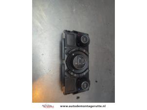 O183805 Gebruikte chaufage bedieningspaneel Peugeot 3008