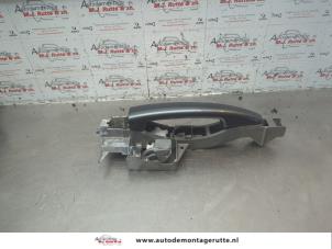 O183812 Gebruikte portiergreep 4deurs links-voor Peugeot 3008