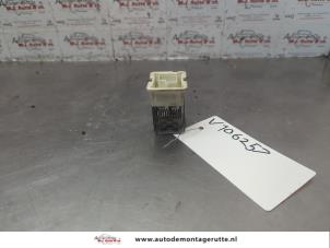 O183831 Gebruikte kachel weerstand Opel Astra