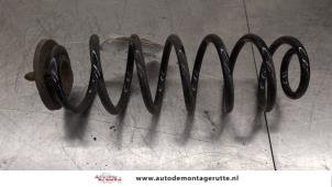 O183841 Gebruikte veerschroef achter Volkswagen Touran