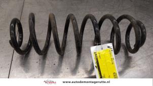 O183842 Gebruikte veerschroef achter Volkswagen Touran
