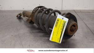 O183845 Gebruikte mac phersonpoot links-voor Seat Altea