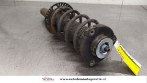 O183849 Gebruikte schokdemperpoot links-voor Audi A2