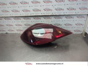 O183852 Gebruikte achterlicht links Opel Corsa